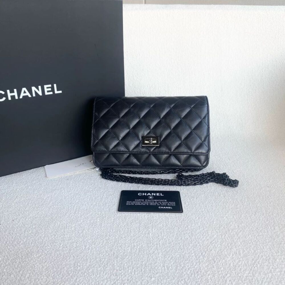 Chanel Women Pre-Loved Bag Very Good Condition